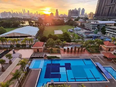 3Br 8Pax KL City Centre KLCC View Ampang Boulevard Condo Hotels near Pandan Lake View Apartment