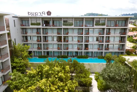 Proud Phuket, Naiyang Beach