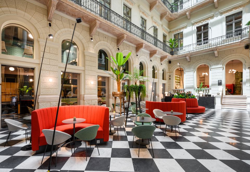 Hotel Oktogon Haggenmacher by Continental Group