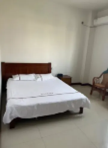 Huantai Longfeng Hotel