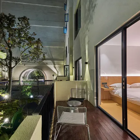 LvYin Island Coffee Hotel (Weihai High-speed Railway Station)