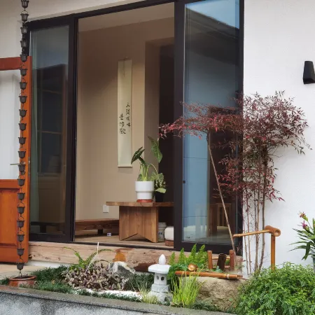 Lushan Muyuxu Homestay (Lushan Scenic Area Dishuidong Branch)