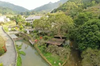 Luodong Shiwai Meiyuan Humanities Inn