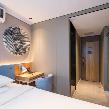 Home Inn Neo (Quanzhou Bell Tower West Street)