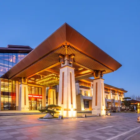 Taibaishan Yulongwan Hot Spring Hotel