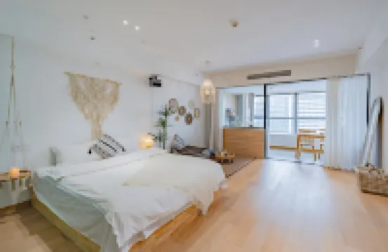 Kunshan Shiqi Theme Apartment (Tianhong Shopping Center Branch near Kunshan South Railway Station)