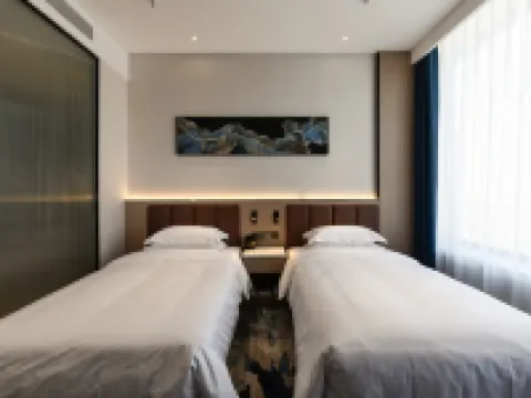 Fengyuan Hotel Hotels in Chengcheng
