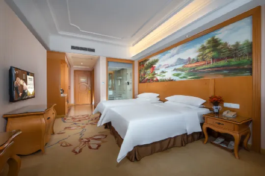 Vienna International Hotel Shenzhen Bao'an Airport Hourui Metro Station Отели рядом с Аэропорт Шэньчжэнь