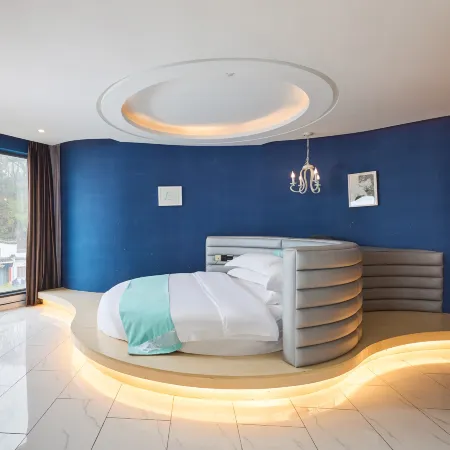 Floral Hotel · Building Blue Lotus Hotel (Huizhou Ancient City Branch, Jixian County)