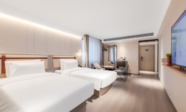 Homeinn Selected Hotel (Harbin Central Avenue Subway Station Anguo Street)