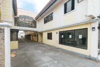 RedDoorz @ Moss Hotel Dasmarinas Hotels in Dasmarinas