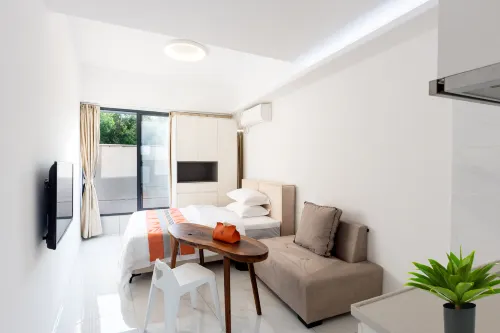Shangpin rongxi Apartment (Plaza Gaoqi Airport Branch) - Inns