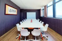 Yasiman Hotel (Suizhou Passenger Transport Center) فنادق في سويجَو