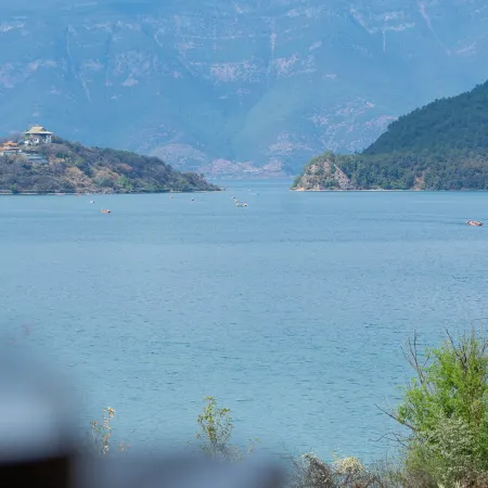 Taguan | Baiyun Jinsu • Lake View Homestay (Sanjia Village Wharf)