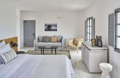 ドリアンスイート、1ベッドルームスイート、キングサイズベッド1台、リゾートビュー、バルコニー付 ヴェデマ，ラグジュアリーコレクションリゾート，サントリーニの写真