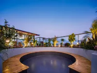 Tianruihua Garden Hotel (Xianghe Commercial Plaza in the Old Town of Lijiang) - de negocios