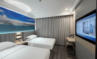 Super 8 Yue Hotel (Kashgar Riverside North Road Kashgar Old City Scenic Area East Gate)