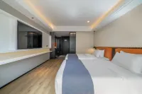 SUNJUYUEHOTEL Hotels in Jiulong