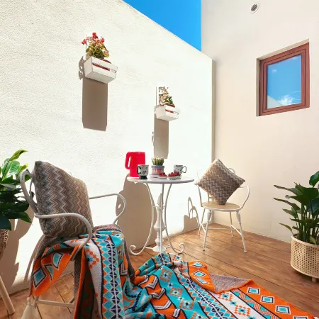 Niuniu Residence｜600 French Garden· Cloud View Sunset Terrace B&B (Bagua City)