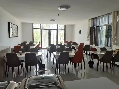 Shu'an Express Hotel (Lanzhou Zhongchuan Airport Branch) Отели рядом с достопримечательностью «Dinosaur Kingdom»