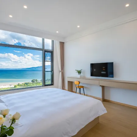 Jiachen Homestay (Fuxian Lake Moon Bay)