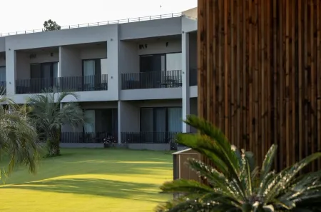 Kase Lodge Отели рядом с достопримечательностью «The Venice Land»