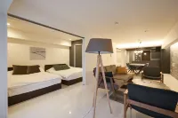 Creal Premier Akasaka