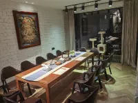 July YinShe · Mountain Sea Lake Panoramic Resort Villa - breakfast