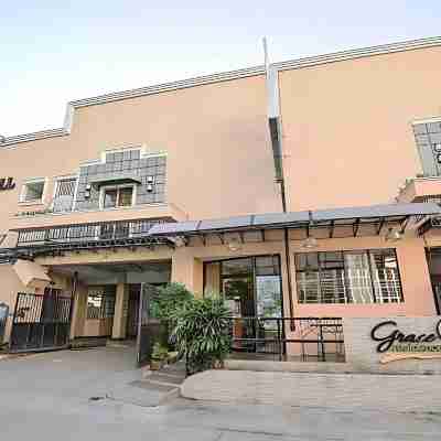 그레이스 레지던스 홀 Hotel Exterior