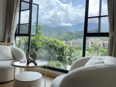 拾裏青穗民宿 阿坝师范学院周辺のホテル