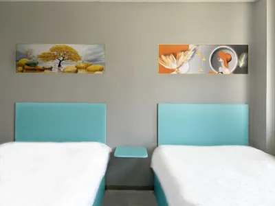 Nanchang Long Street Inn