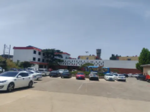 Yixuan Hotel (Tai'an Ningyang County Ciyao Railway Station BranchFormerly Government Guest House) Ningyang İlçesi otelleri