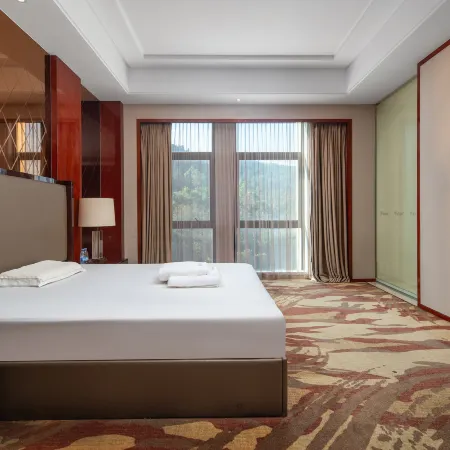 Winner Ambassador Hotel