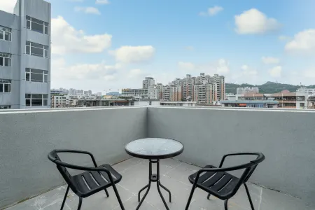 Zhuhai Jingzhi Hotel (Lovers Road Middle Road Sun Moon Bay Branch)
