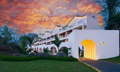 Tengchong Hot Spring Designer Hotel