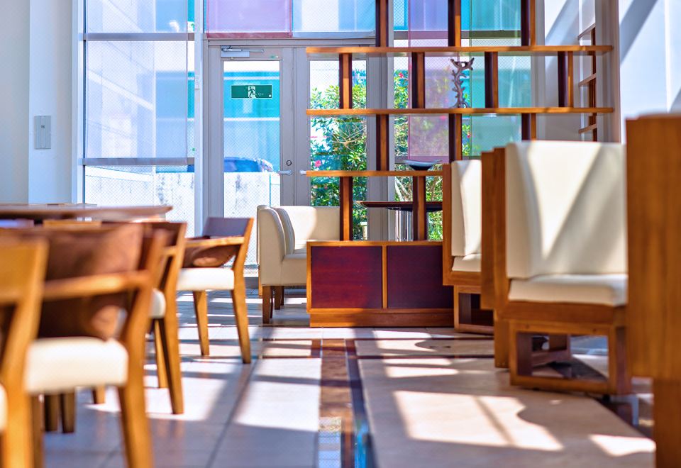 머큐어 호텔 오키나와 나하의 레스토랑 조식 모습