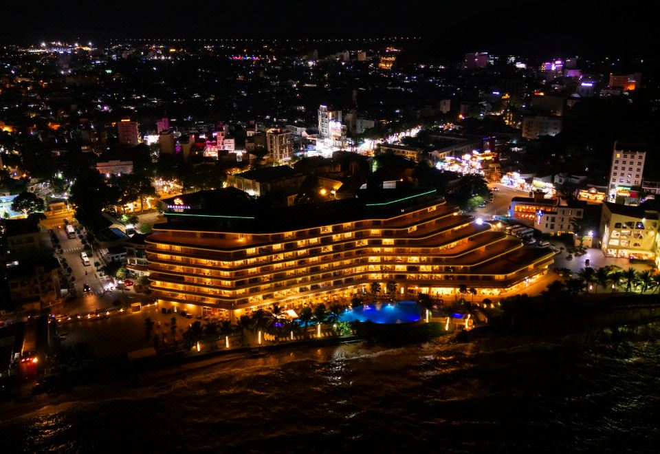 시셸스 푸꾸옥 호텔 & 스파 수영장