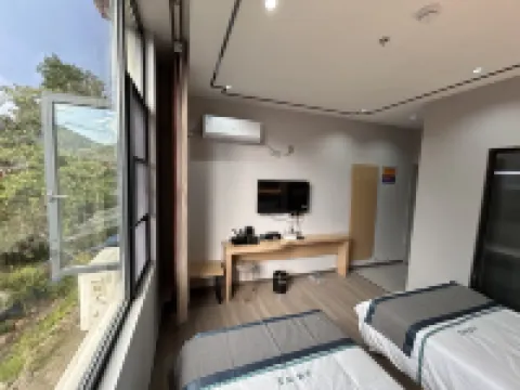 Motuo Yunteng Hotel Hotels in Motuo