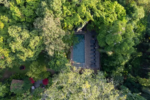 Wallawwa Hotels in Gampaha