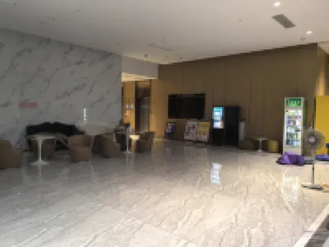 季陌輕奢影視公寓