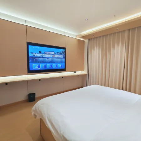 Jianmen Star Hotel