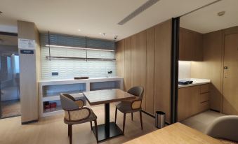 Meijia Apartment Mecca Mansion ( Xiangyang Erqi Yuehuoqi Branch)