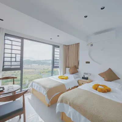 Qingting Homestay (Zhangjiajie West Station) Hotels near Zhangjiajiexi Railway Station