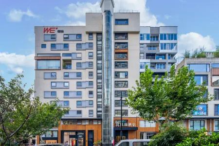 Waiting Hotel (Shanghai Xujiahui Branch) Отели рядом с достопримечательностью «Shanghai Normal University (Haicheng Road)»