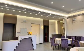 Chengcheng Hotel (Snow Town Erlanghe Scenic Area Branch)