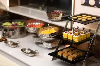 Zhonglian Platinum Minshan Hotel - breakfast