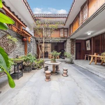 Leshan Lizhuang Bieyuan