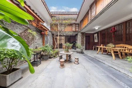 Leshan Lizhuang Bieyuan