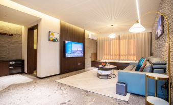 Changbaishan Guoxin Four Seasons Hot Spring Resort Hotel