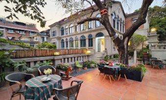Gulangyu Heitan Hostel (Longtou Road Commercial Street Branch)